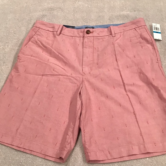 Izod Sportflex Shorts - Picture 1 of 5